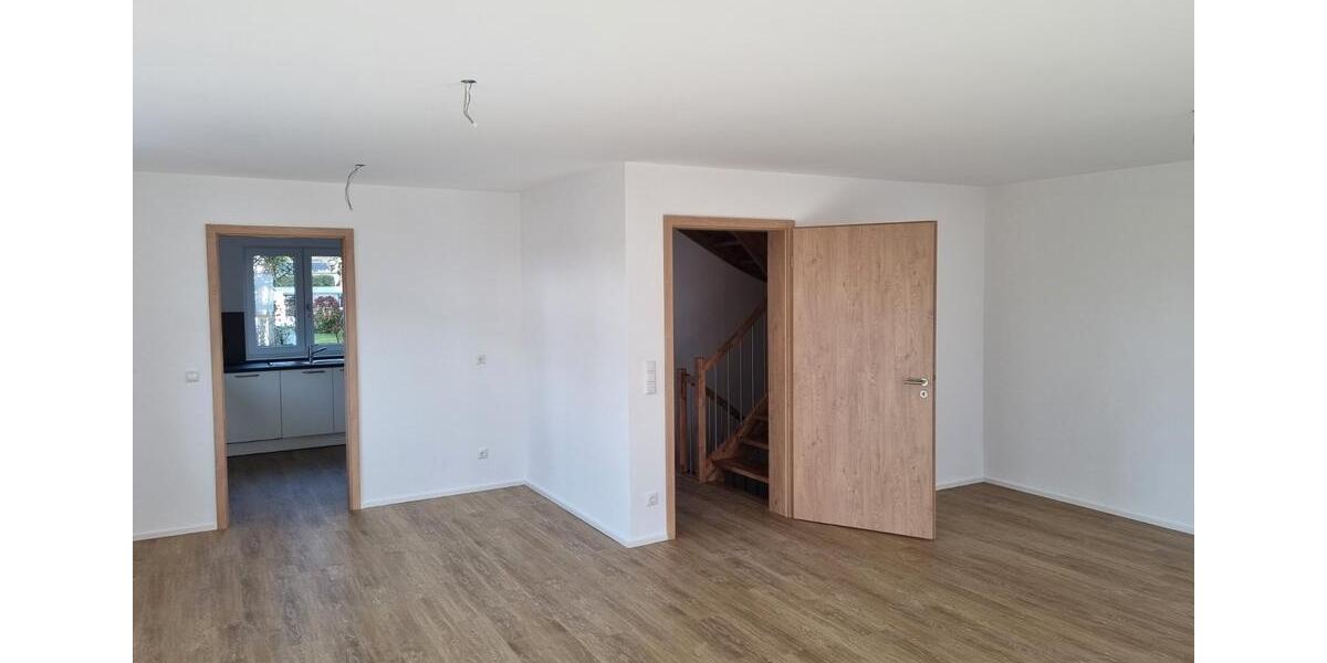 Doppelhaushälfte Benediktbeuern - 5 Zimmer, 158 m&sup2;, 2.240&euro; | Angebot:25932809