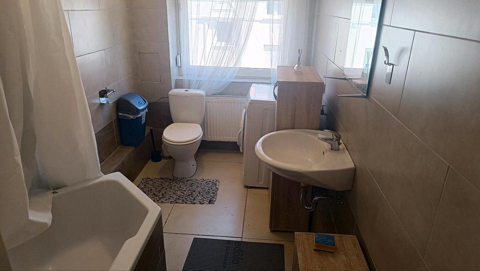 Etagenwohnung Pirmasens - 4 Zimmer, 98 m&sup2;, 18&euro; | Angebot:25553205