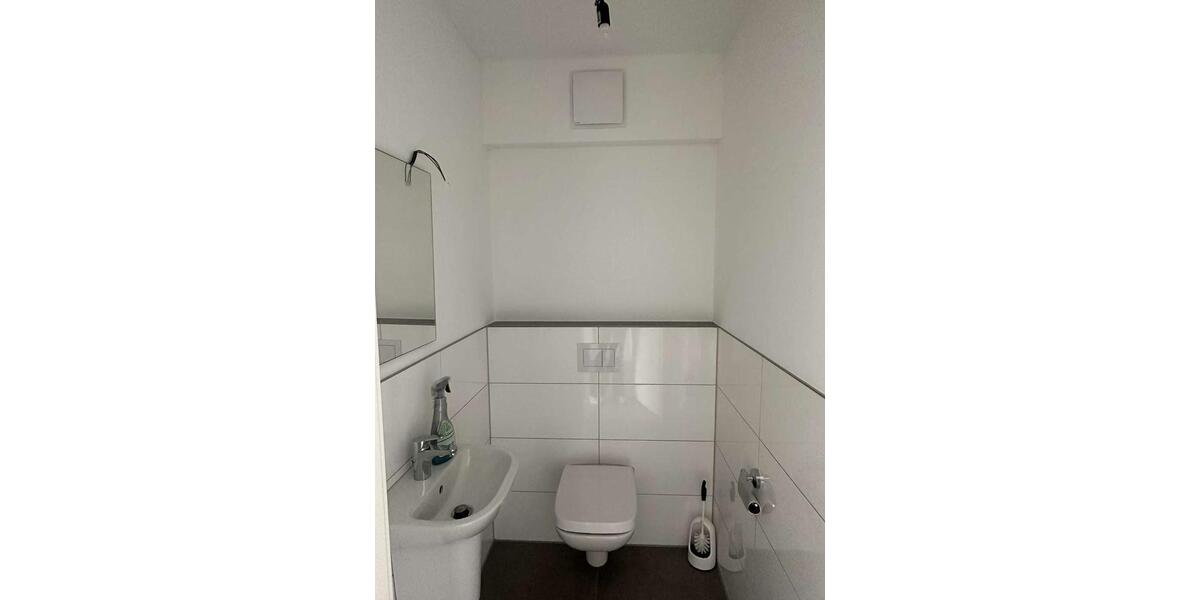 Etagenwohnung Oldenburg Kreyenbrück - 2 Zimmer, 100 m&sup2;, 1.090&euro; | Angebot:26146041