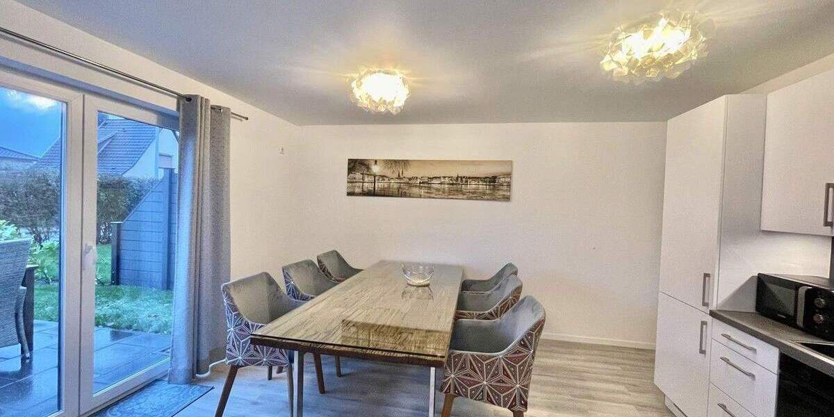Reihenendhaus Norderstedt Harksheide - 5 Zimmer, 132 m&sup2;, 2.250&euro; | Angebot:24724362