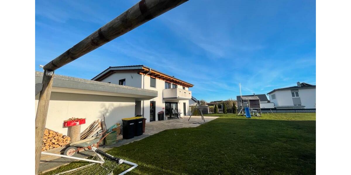 Einfamilienhaus in 78576 Liptingen mit Einliegerwohnung zur Miete 7 zimmer