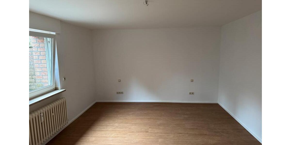 Erdgeschoßwohnung Essen Stadtbezirk IV - 2 Zimmer, 74 m&sup2;, 790&euro; | Angebot:26522793