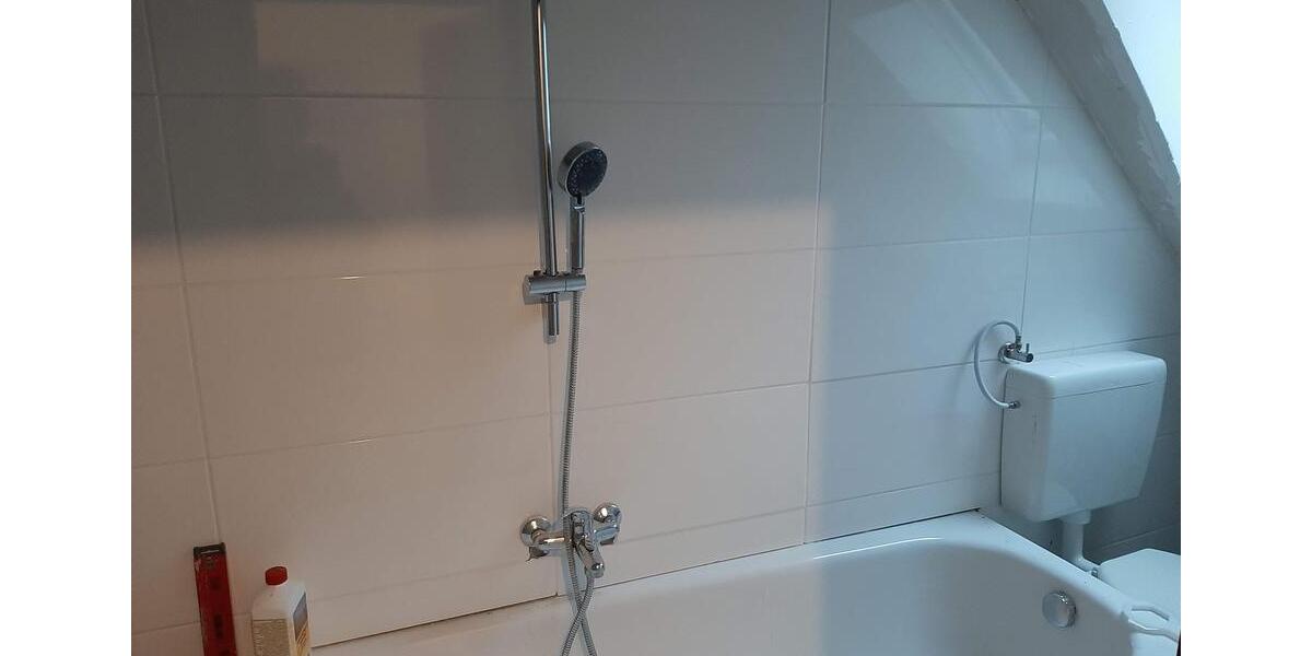 Dachgeschoßwohnung Wiesloch - 2.5 Zimmer, 59 m&sup2;, 800&euro; | Angebot:25993864