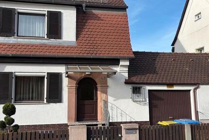 Doppelhaushälfte (95 m²) mit viel Potential 4 zimmer