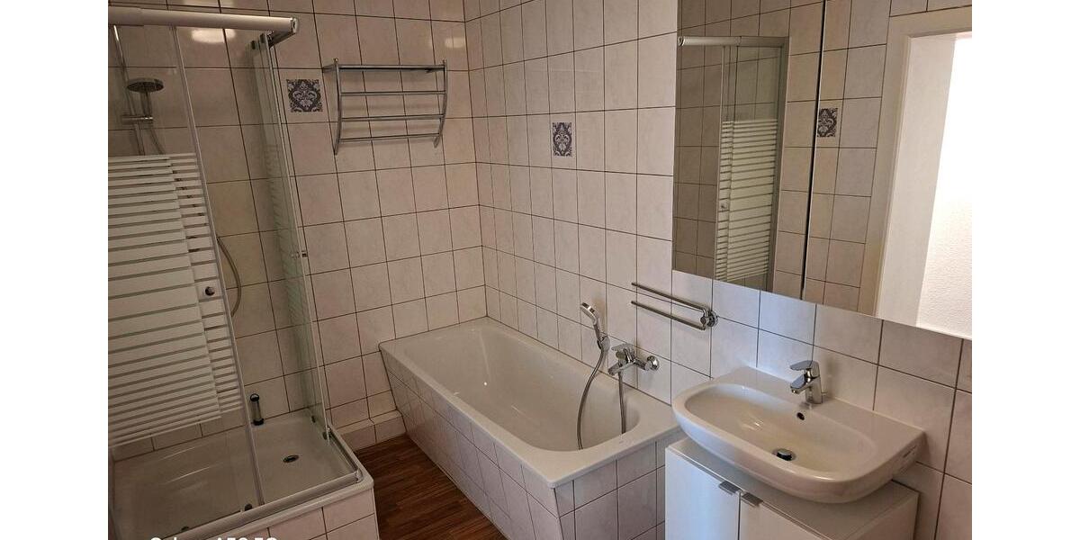 Etagenwohnung Finsterwalde - 3 Zimmer, 80 m&sup2;, 500&euro; | Angebot:26446569
