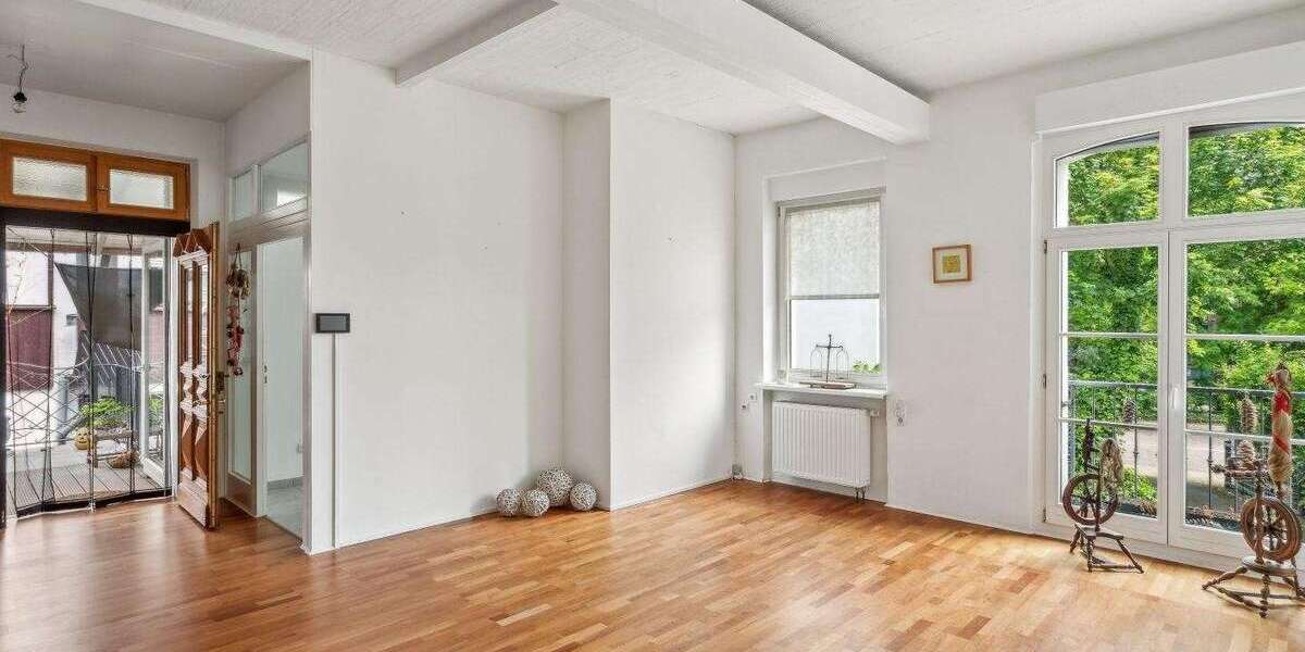 Etagenwohnung Neuwied - 4.5 Zimmer, 193 m&sup2;, 1.490&euro; | Angebot:26124891