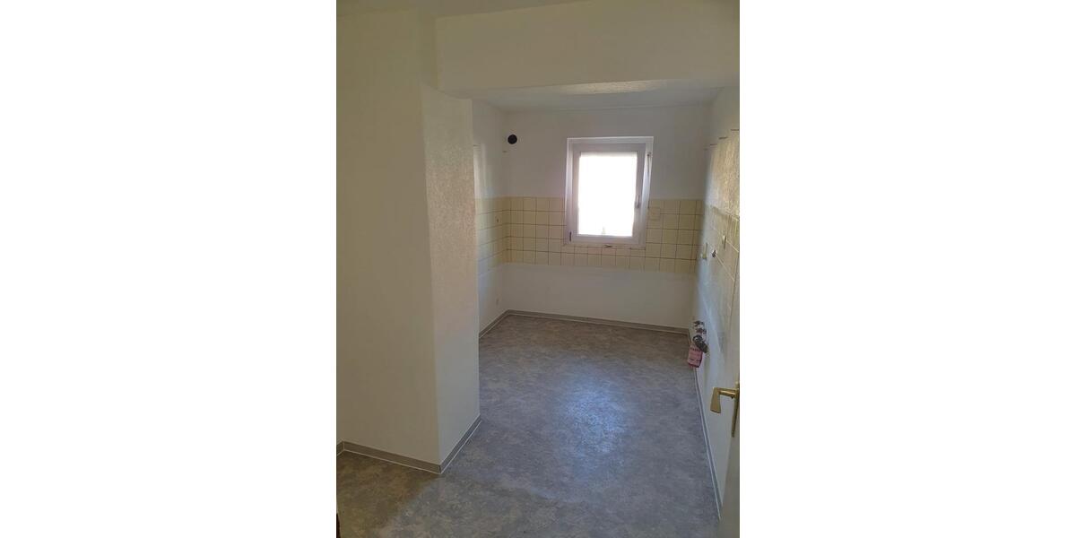 Etagenwohnung Lahr (Schwarzwald) - 3 Zimmer, 80 m&sup2;, 1.000&euro; | Angebot:26553628