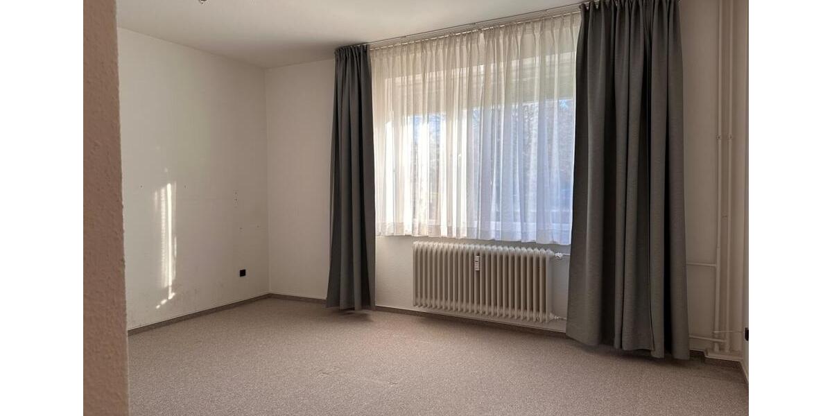Etagenwohnung Flensburg - 3 Zimmer, 82 m&sup2;, 850&euro; | Angebot:26447249