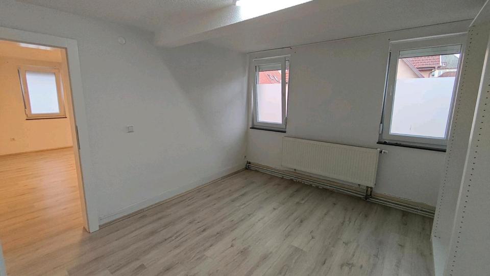 Einfamilienhaus Albstadt Gemarkung Onstmettingen - 2 Zimmer, 130 m&sup2;, 1.100&euro; | Angebot:26592163