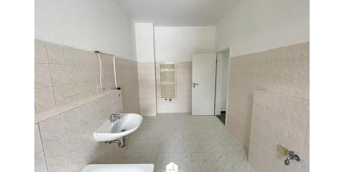 Erdgeschoßwohnung Gera Alt-Taubenpreskeln - 2 Zimmer, 64 m&sup2;, 320&euro; | Angebot:24875471