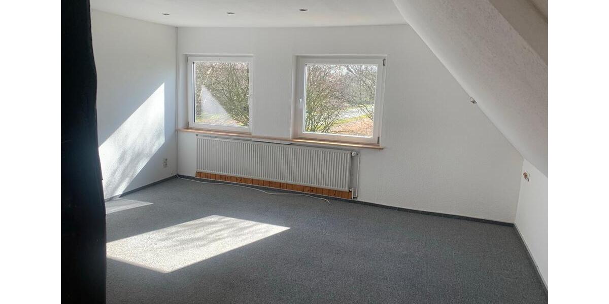 Dachgeschoßwohnung Neuenkirchen - 2 Zimmer, 100 m&sup2;, 800&euro; | Angebot:24535943