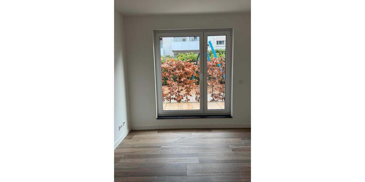 Erdgeschoßwohnung Wuppertal Barmen - 5 Zimmer, 145 m&sup2;, 1.800&euro; | Angebot:25157137