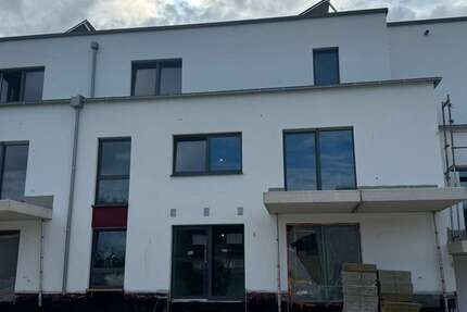 Wohnung zum Mieten in Bonn 1.390 € 98 m² 3 zimmer