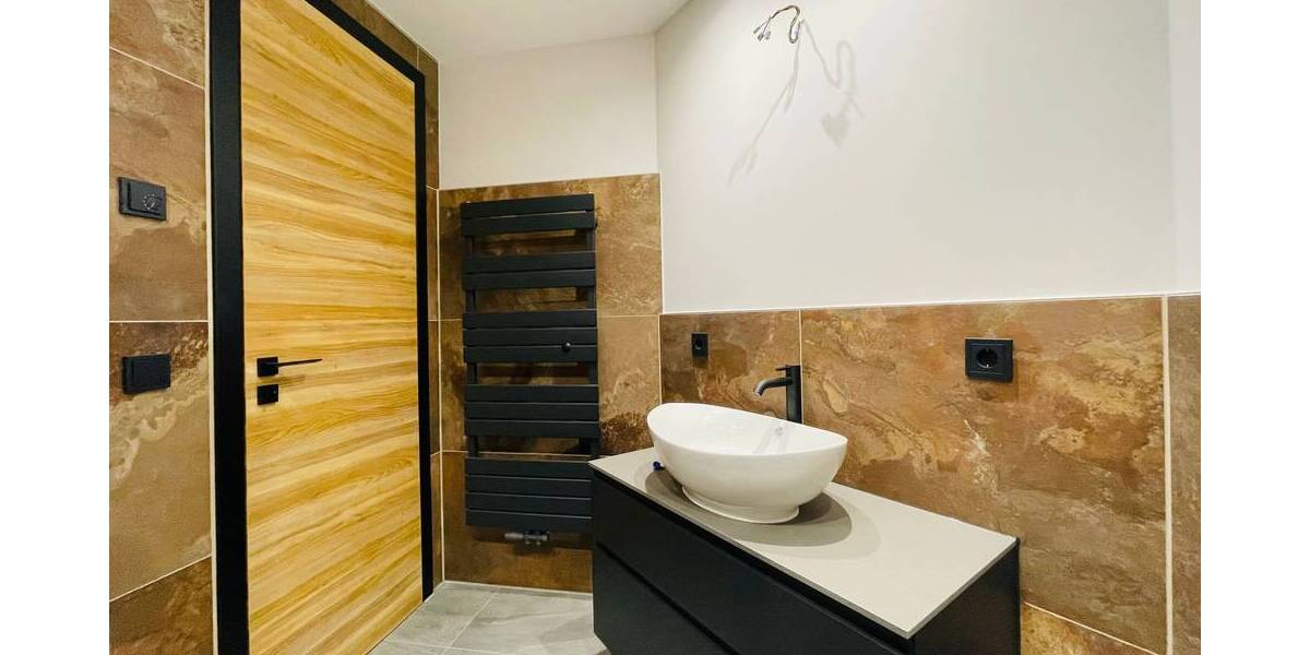 Etagenwohnung Sellin - 2 Zimmer, 83 m&sup2;, 1.494&euro; | Angebot:25985325