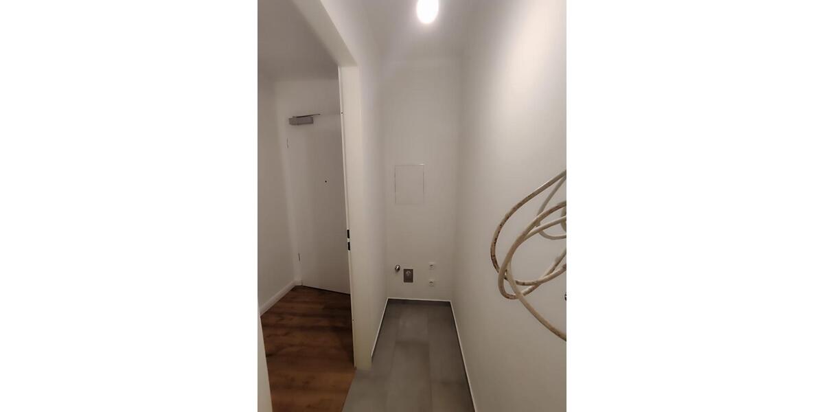 Erdgeschoßwohnung Kiel Gaarden-Ost - 1.5 Zimmer, 37 m&sup2;, 620&euro; | Angebot:26001530