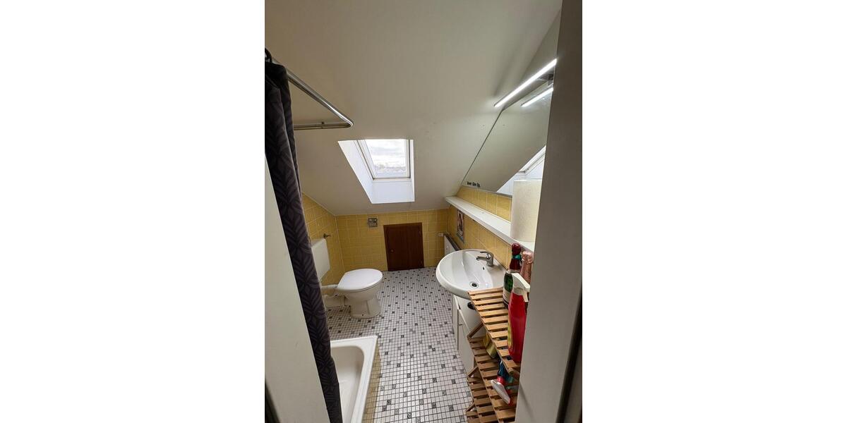 Dachgeschoßwohnung Korbach - 2 Zimmer, 60 m&sup2;, 317&euro; | Angebot:25967931