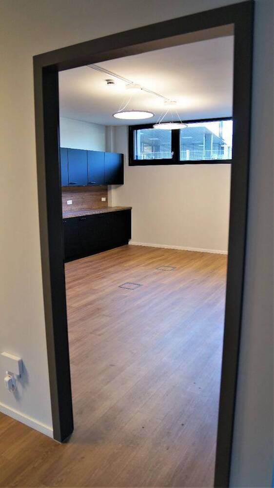 Moderne Büros mit großzügigen Fensterfronten - provisionsfrei & flexibel - All-in-Miete