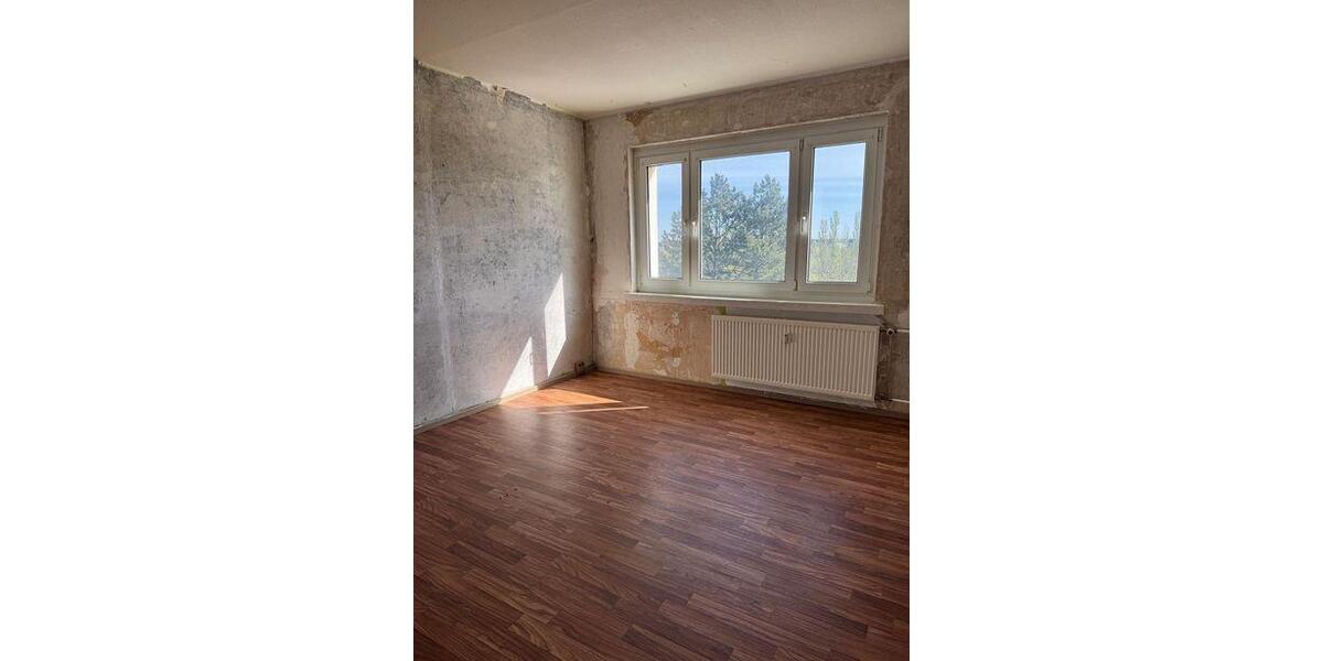 Etagenwohnung Borna - 4 Zimmer, 86 m&sup2;, 398&euro; | Angebot:26649293