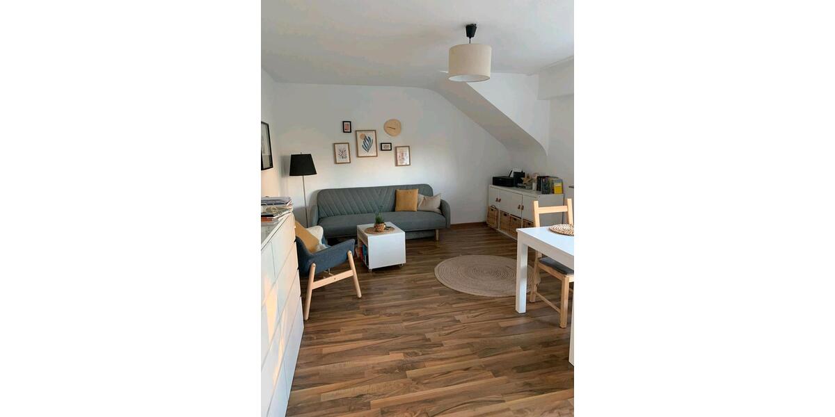 Dachgeschoßwohnung Sankt Ingbert - 2.5 Zimmer, 45 m&sup2;, 500&euro; | Angebot:26602979