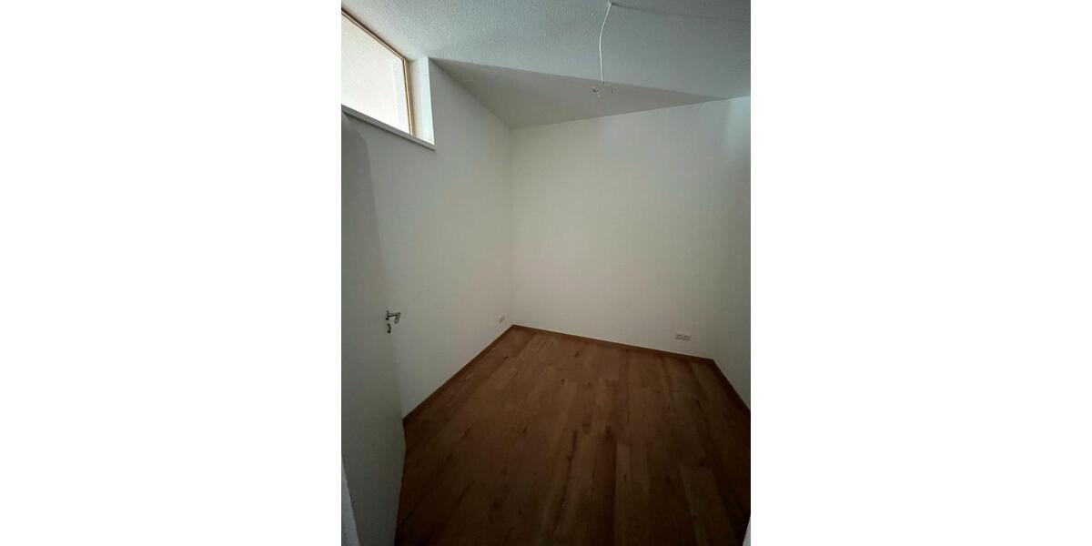 Etagenwohnung Schönberg - 3.5 Zimmer, 124 m&sup2;, 790&euro; | Angebot:26422247