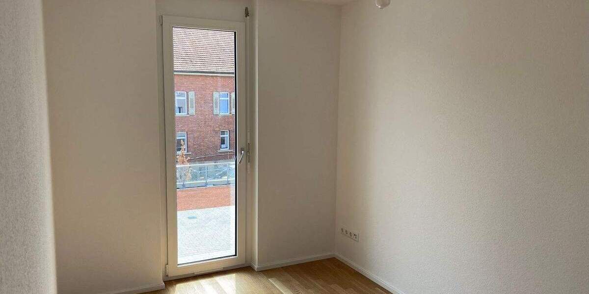 Etagenwohnung Rottenburg - 5 Zimmer, 136 m&sup2;, 1.859&euro; | Angebot:24702378