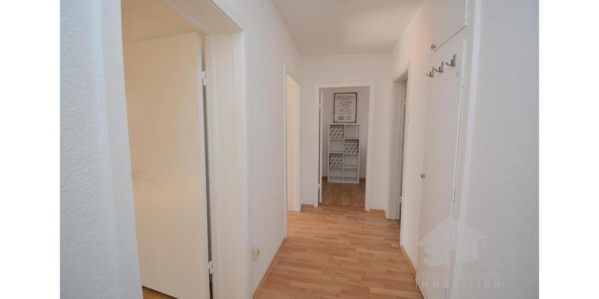 WG Zimmer in Elmshorn in 2 er WG mit W-LAN STUDENTEN BUTZEN ab 01.07.2026 frei 1 zimmer