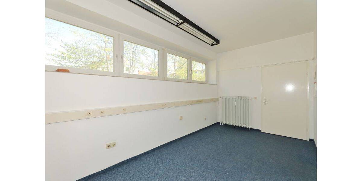 Gewerbeobjekt Wilhelmshaven Heppens - 4 Zimmer, 265 m&sup2;, 1.850&euro; | Angebot:26841470