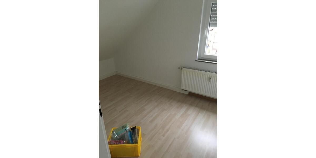 Dachgeschoßwohnung Kirchhain - 2 Zimmer, 66 m&sup2;, 650&euro; | Angebot:25852342