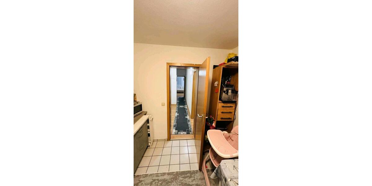 Etagenwohnung Sachsenheim - 2.5 Zimmer, 72 m&sup2;, 1.000&euro; | Angebot:24840696