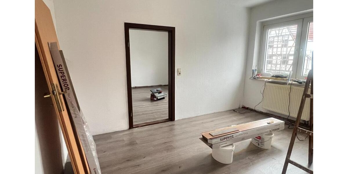 Etagenwohnung Frohburg - 4 Zimmer, 75 m&sup2;, 500&euro; | Angebot:24490814