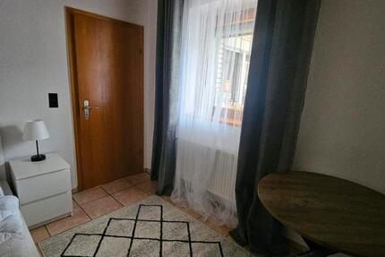 Wohnen auf Zeit Bedburg - 1 Zimmer, 10 m&sup2;, 600&euro; | Angebot:26306456