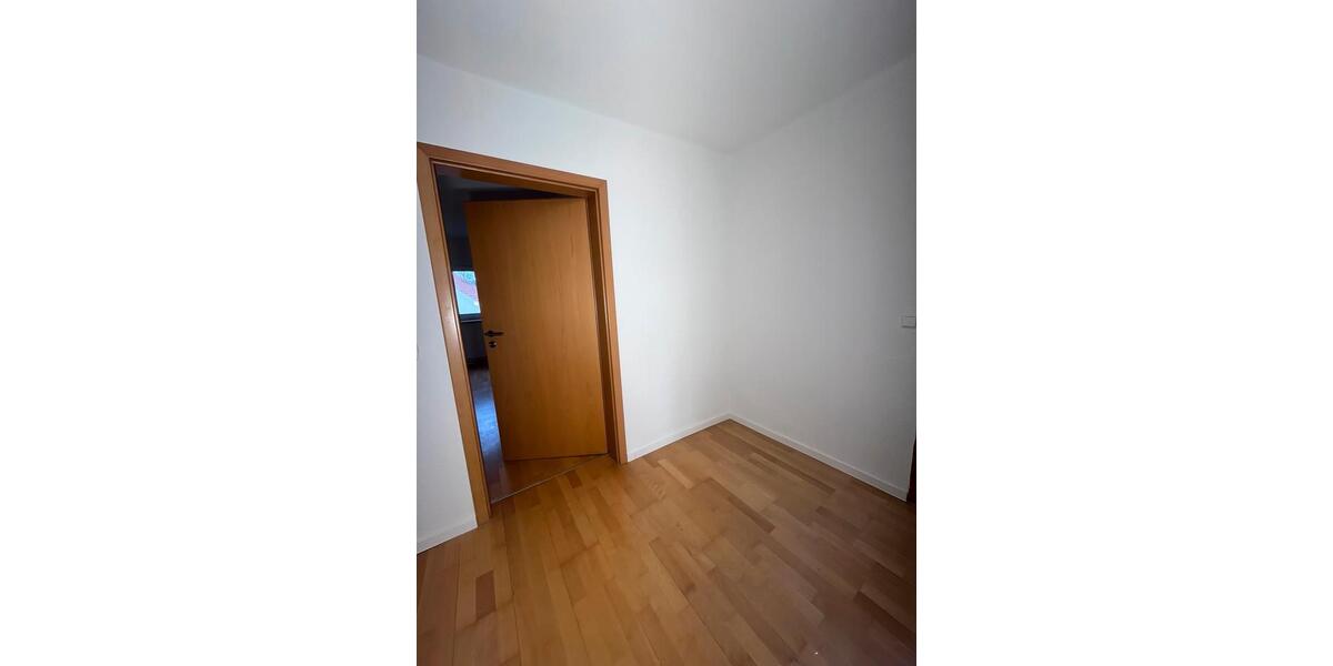 Dachgeschoßwohnung Rangendingen - 3 Zimmer, 79 m&sup2;, 890&euro; | Angebot:25982361