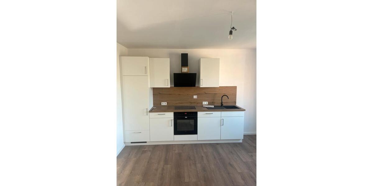 Etagenwohnung Gnarrenburg - 4 Zimmer, 130 m&sup2;, 1.100&euro; | Angebot:26463814