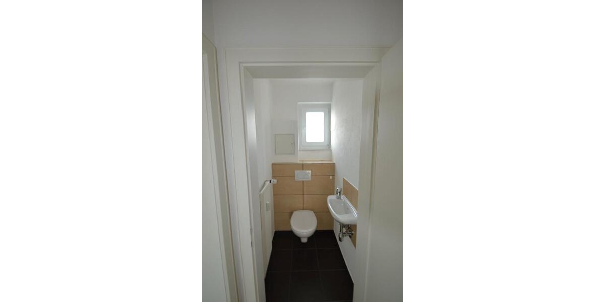 Etagenwohnung Uffenheim - 4.5 Zimmer, 93 m&sup2;, 733&euro; | Angebot:26522848