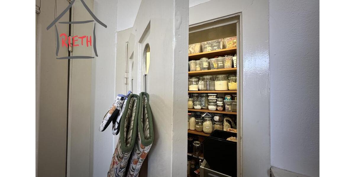 Etagenwohnung Ludwigsburg - 4 Zimmer, 130 m&sup2;, 1.440&euro; | Angebot:26004783