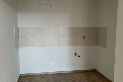 Wohnung Wuppertal Gemarkung Elberfeld - 2 Zimmer, 65 m&sup2;, 552&euro; | Angebot:24606231