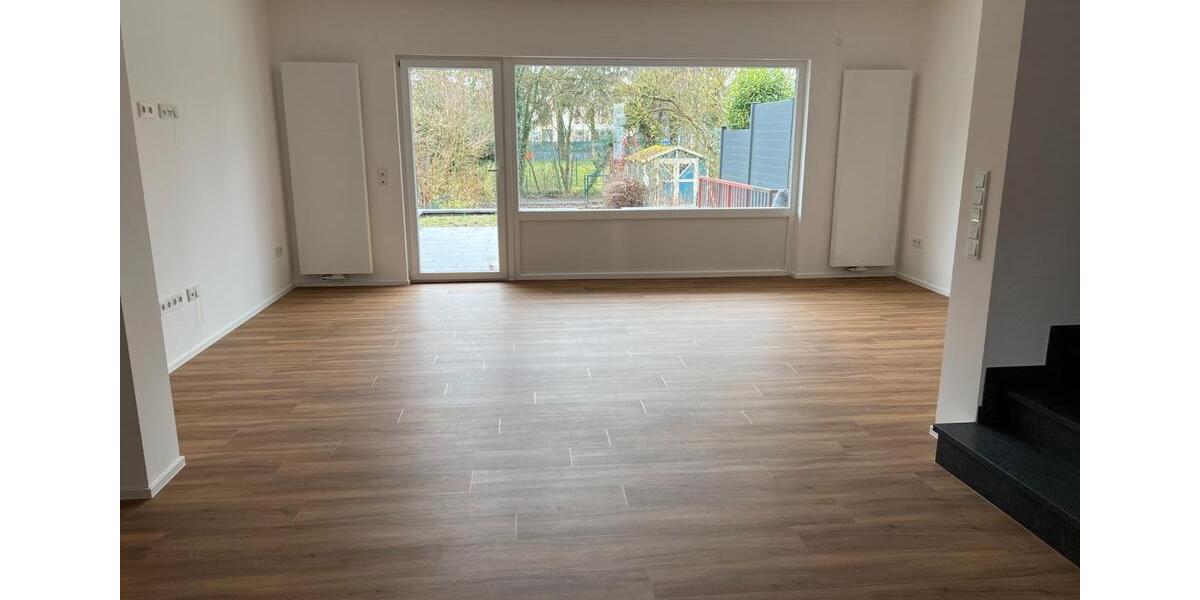 Reihenhaus Saulheim - 5 Zimmer, 127 m&sup2;, 1.800&euro; | Angebot:26008563