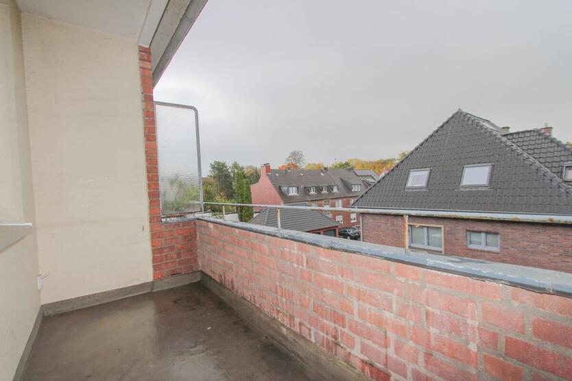 Zentral gelegene 2-Zimmer-Wohnung in Neuss zimmer