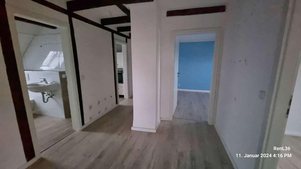 Dachgeschoßwohnung Barleben - 3 Zimmer, 74 m&sup2;, 620&euro; | Angebot:26492109