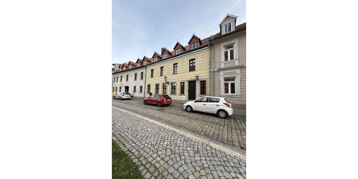 Etagenwohnung Halberstadt - 5 Zimmer, 140 m&sup2;, 699&euro; | Angebot:25777606