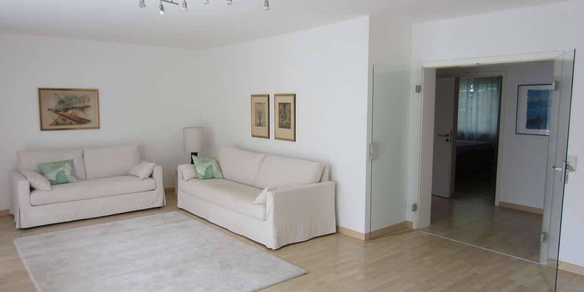 Etagenwohnung Oberursel - 4 Zimmer, 106 m&sup2;, 1.700&euro; | Angebot:27273519