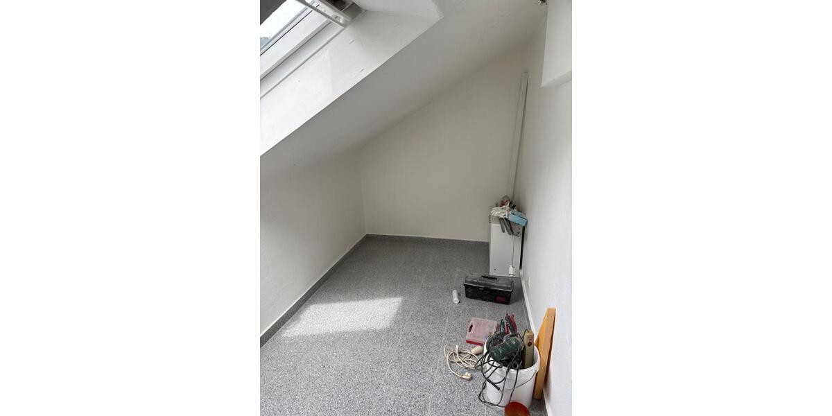 Dachgeschoßwohnung Bad Liebenzell - 3 Zimmer, 65 m&sup2;, 700&euro; | Angebot:26687934