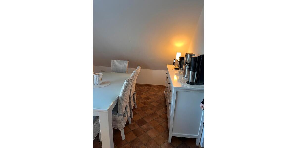 Etagenwohnung Aurich Egels und Wallinghausen - 5 Zimmer, 95 m&sup2;, 650&euro; | Angebot:25948848