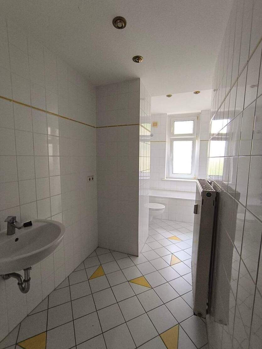 Gemütliche 3-Zimmer-Wohnung mit Balkon in Leipzig Anger-Crottendorf 3 zimmer