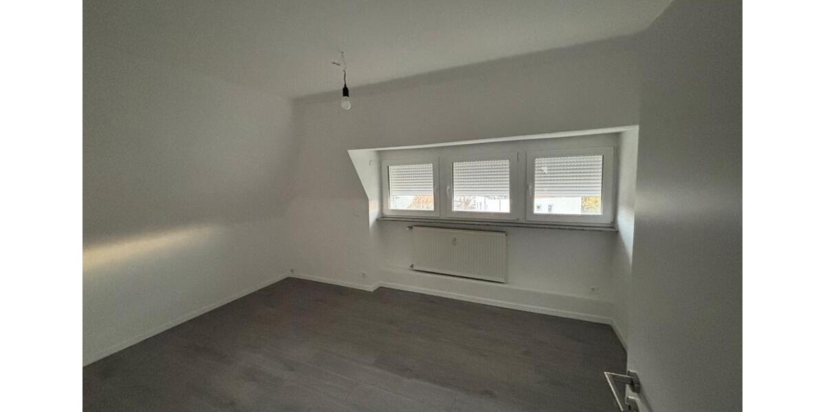 Dachgeschoßwohnung Grenzach-Wyhlen Wyhlen - 2.5 Zimmer, 59 m&sup2;, 850&euro; | Angebot:24743994