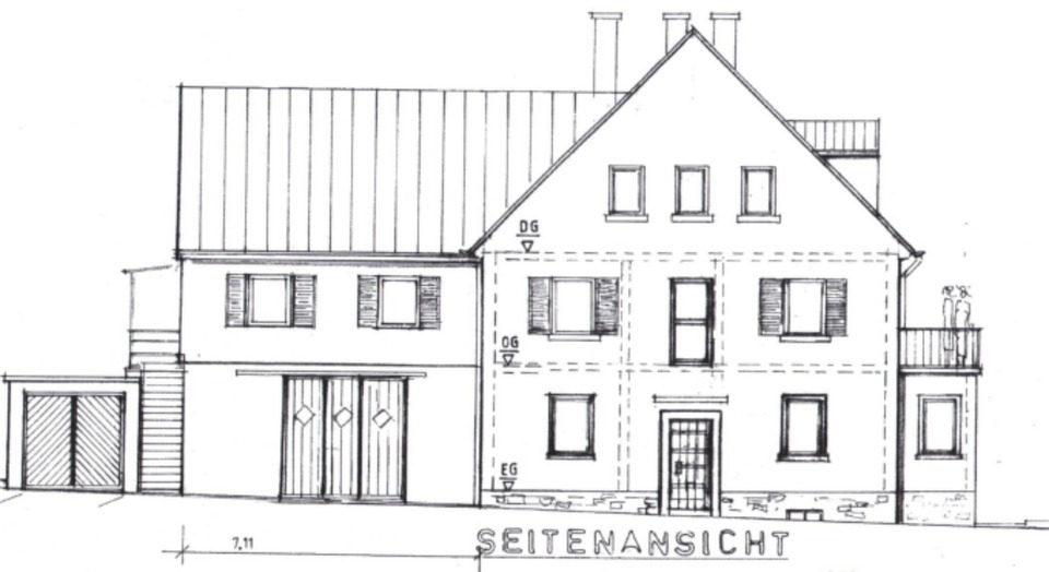 Große Halle, Neumagen-Römerstraße: trocken u. sauber