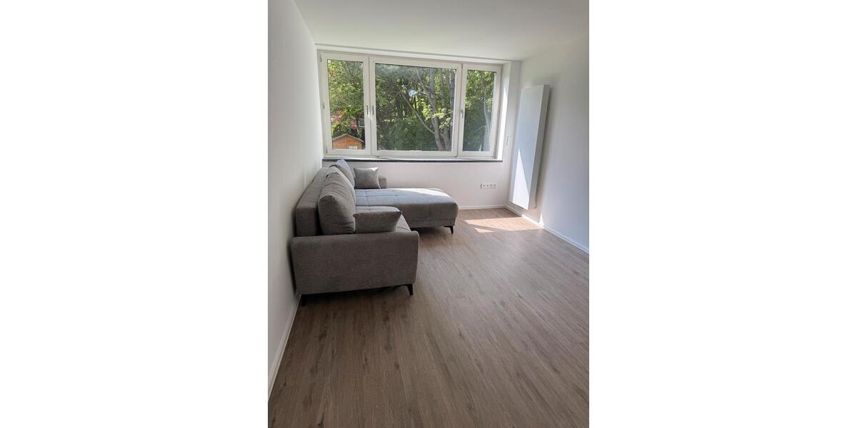 Hochparterre Düsseldorf Stadtbezirk 8 - 1 Zimmer, 42 m&sup2;, 950&euro; | Angebot:26679381