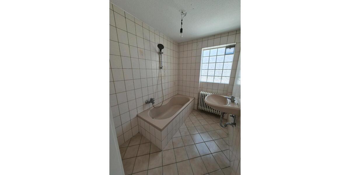 Wohnung Miete Appartment mit Balkon und EBK 5 zimmer