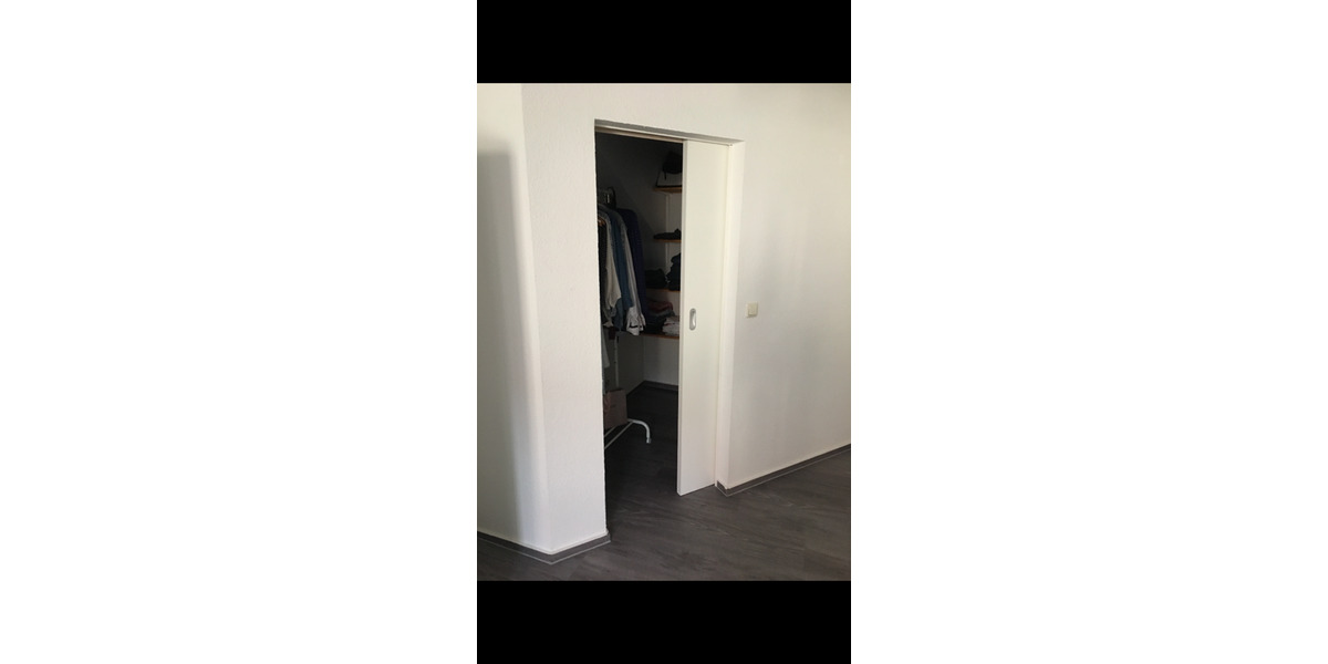 Dachgeschoßwohnung Querfurt - 5 Zimmer, 146 m&sup2;, 990&euro; | Angebot:25390515