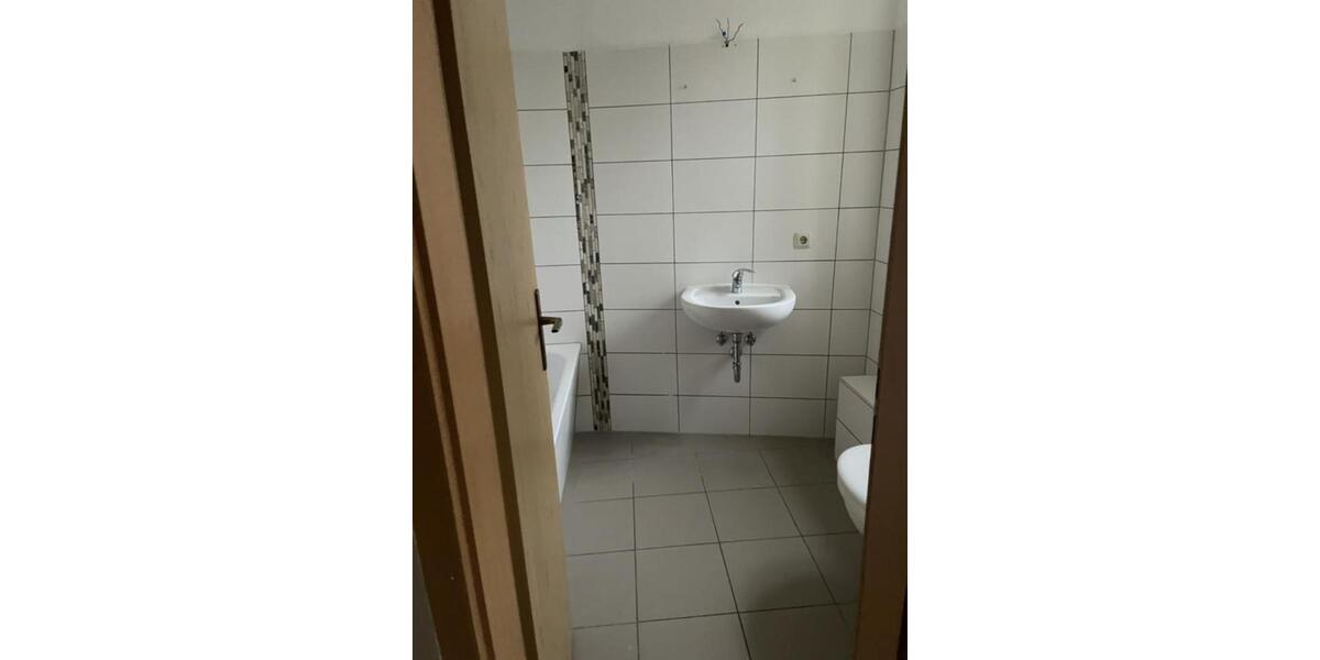Maisonettenwohnung Allstedt - 3 Zimmer, 69 m&sup2;, 350&euro; | Angebot:24942824